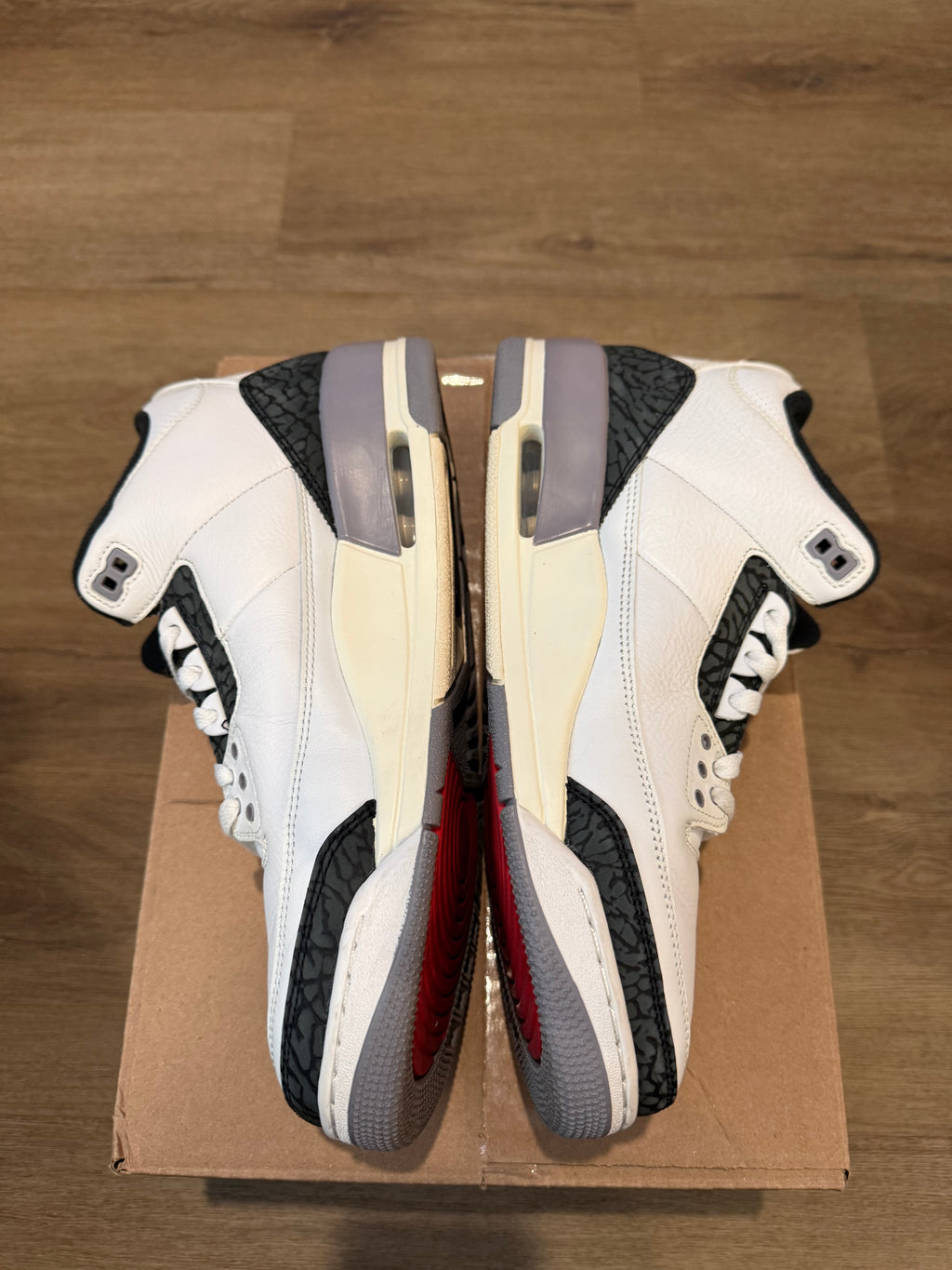 Jordan 3 Retro Cement Grey (Pre-Owned/No Box)