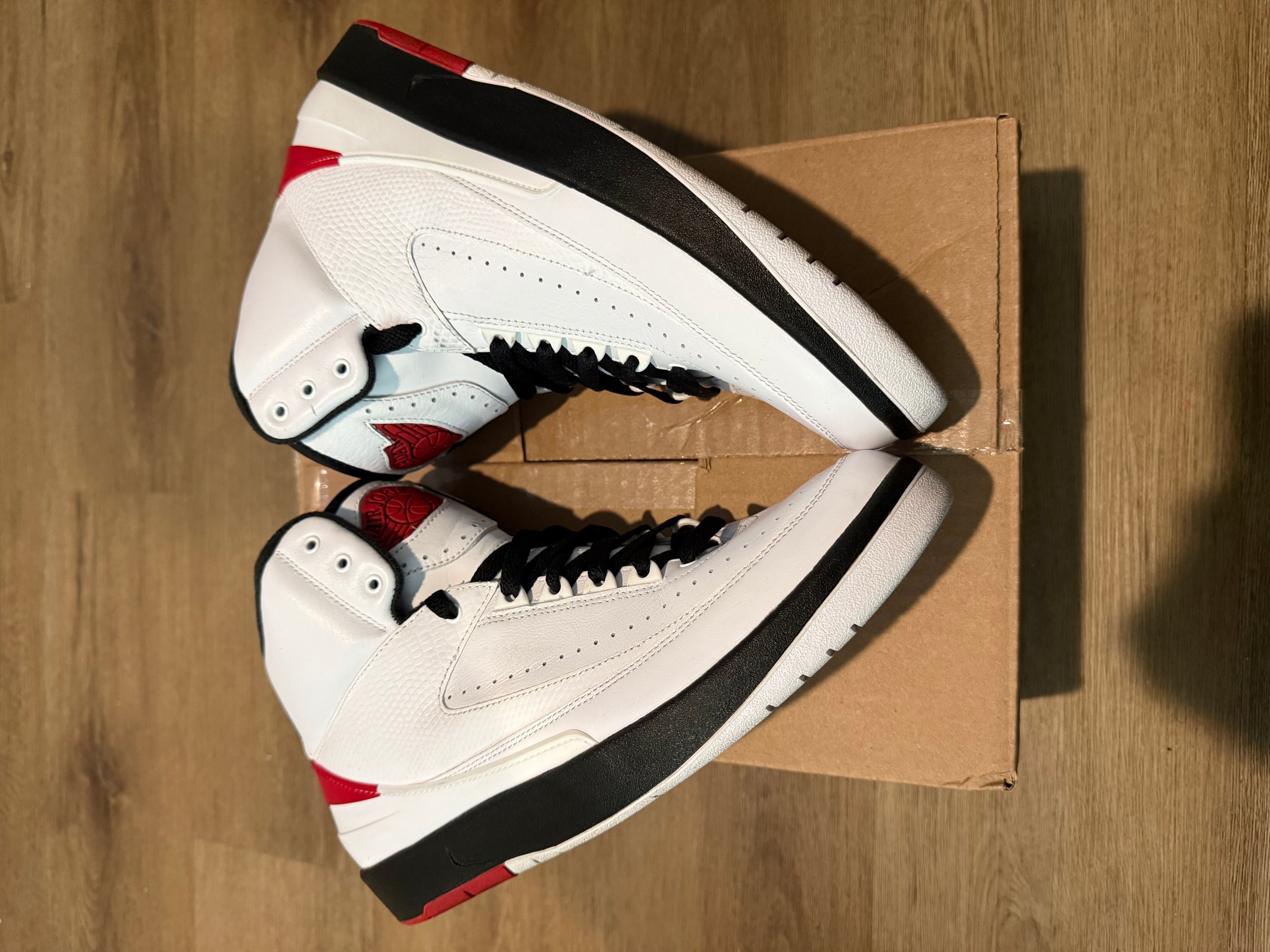 Jordan 2 Retro Chicago (Pre_Owned/No Box)