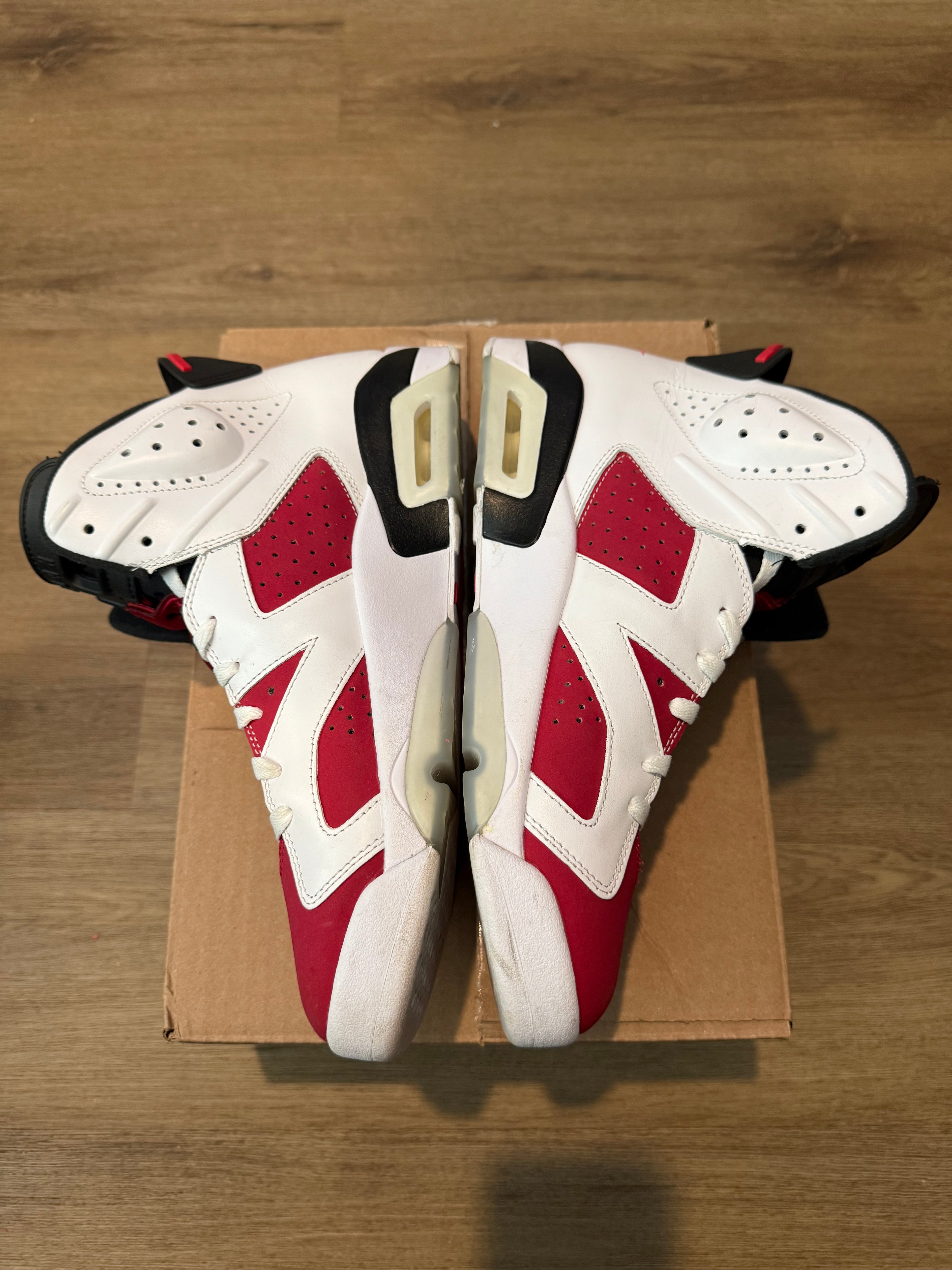 Jordan 6 Retro Carmine (Pre-Owned/No Box)
