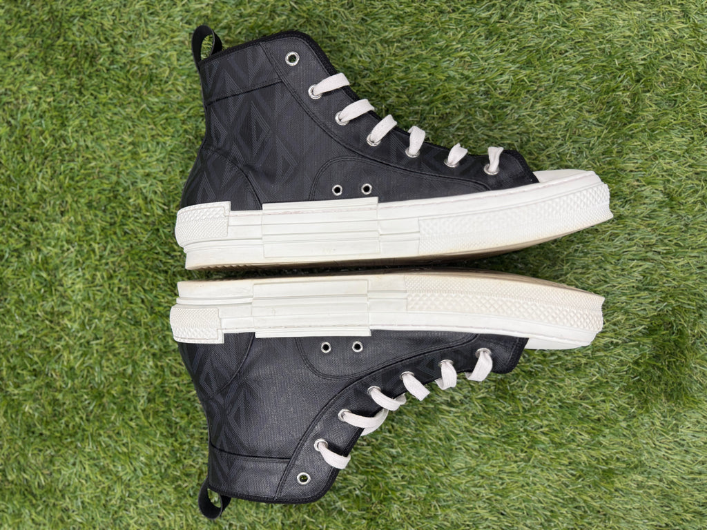 Dior Sneakers Black STEALS (Pre-Owned)