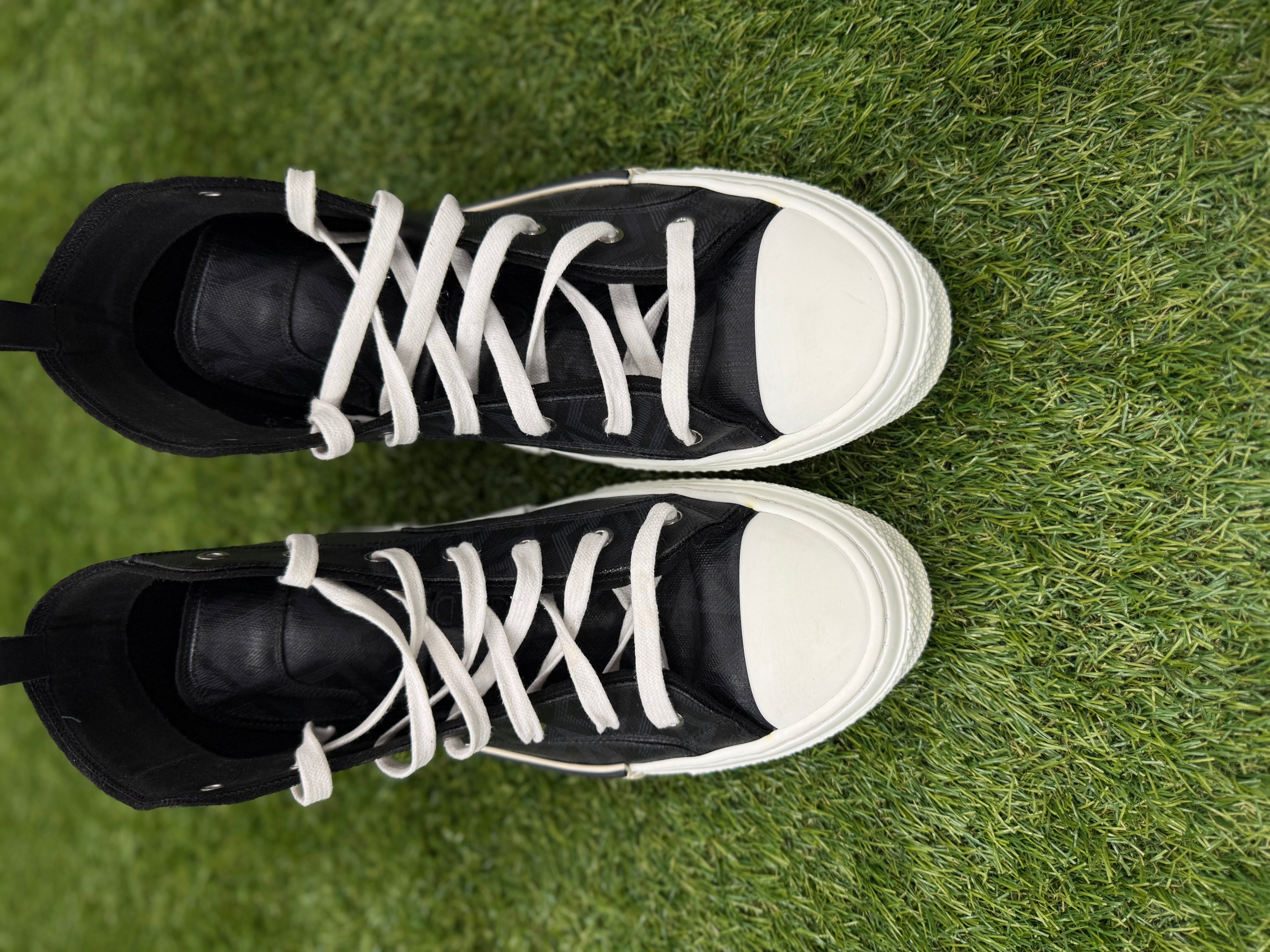 Dior Sneakers Black STEALS (Pre-Owned)
